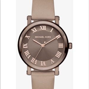 Michael kors Watch (authentic)